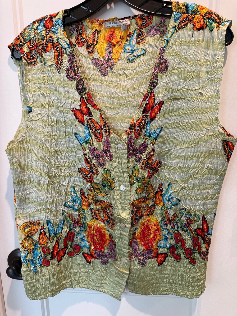 Alberto Makali Light Green Sleeveless Butterfly Embroidered Top